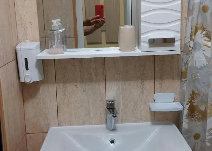 Gabriel In Sofia Rezidence Saturn