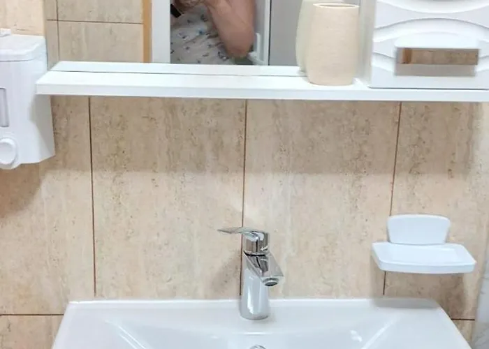 Gabriel In Sofia Rezidence Saturn